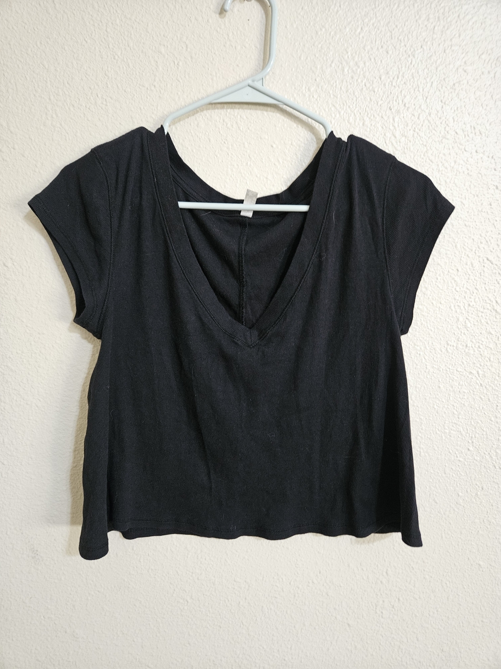 Intimately Free People Crop Black V-Neck Short Sleeve Ribbed Top